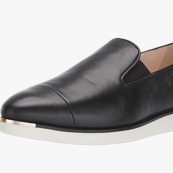 EUC Women's Grand Ambition Slip-On Loafer - Picture 2 of 2